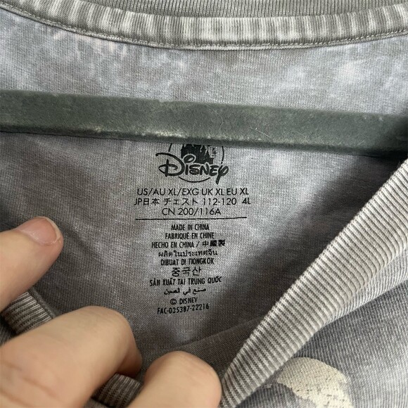 Disney Pirates of the Caribbean Dead Men Tell No Tales T-Shirt Mens XL - Picture 2 of 6